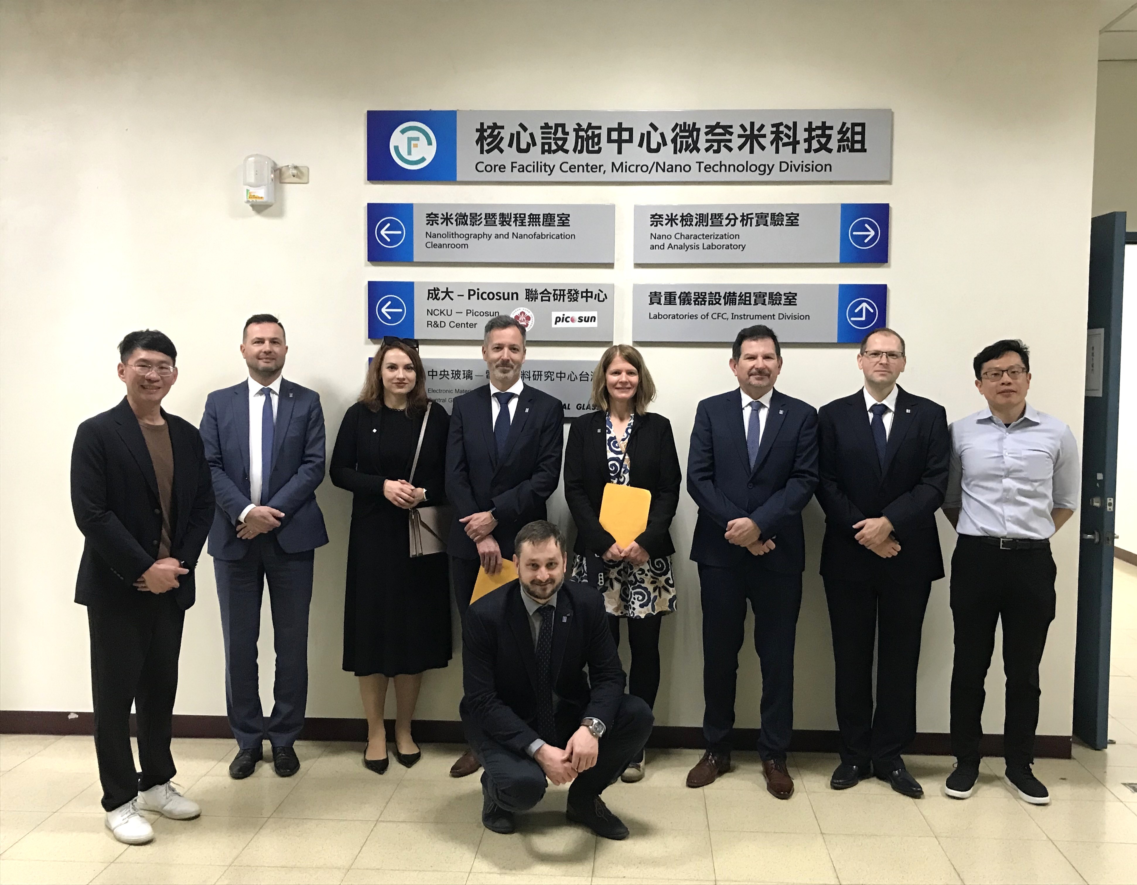 捷克馬薩里克大學訪團來訪本中心